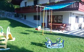 Apartma Lara